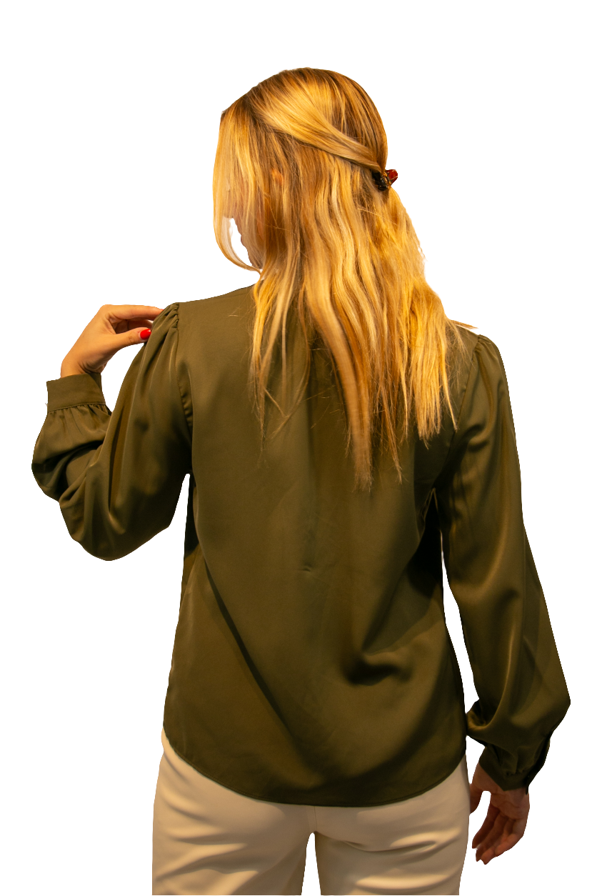 Blusa corbatero
